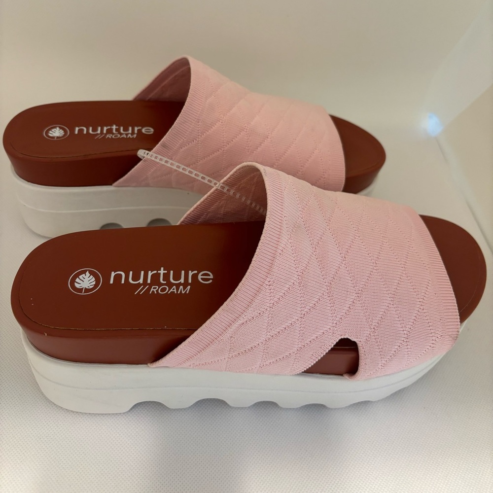 Nurture Roam Willow Knit Platform Pink Slip-On Sandals -size 7 1/2 (7.5)